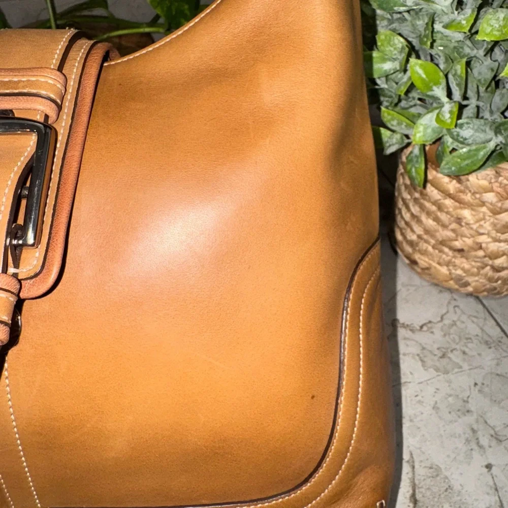 Coach Brown Leather Soho Shoulder Bag - Picture 9 of 16